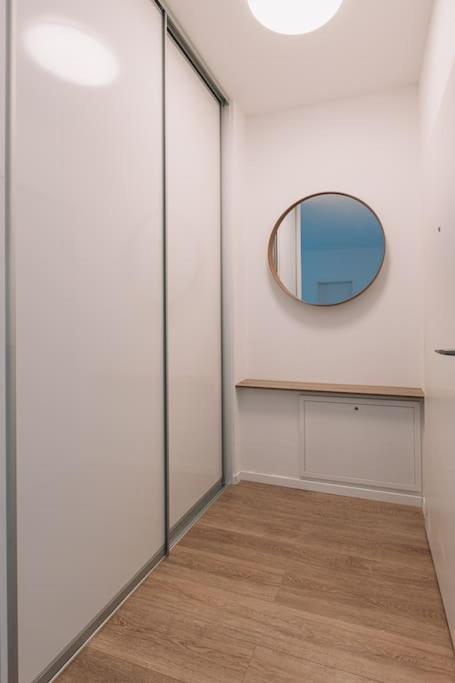 Stylish Apartment Retreat Bratislava Extérieur photo